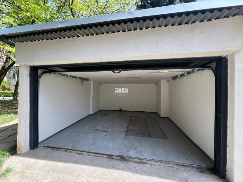 Košice - JUH - GARÁŽ, ul. Rastislavova, 23 m² .V blízkosti KULTÚRPARKU