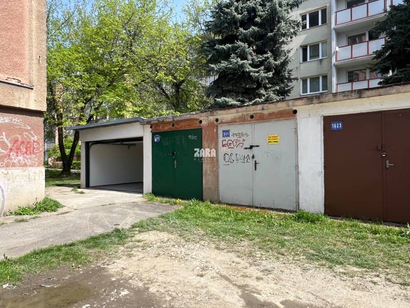 Košice - JUH - GARÁŽ, ul. Rastislavova, 23 m² .V blízkosti KULTÚRPARKU
