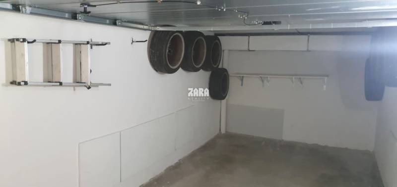 Západ -Terasa - ul. Idánska, 18 m². GARÁŽ. Elektronická brána Hoormann