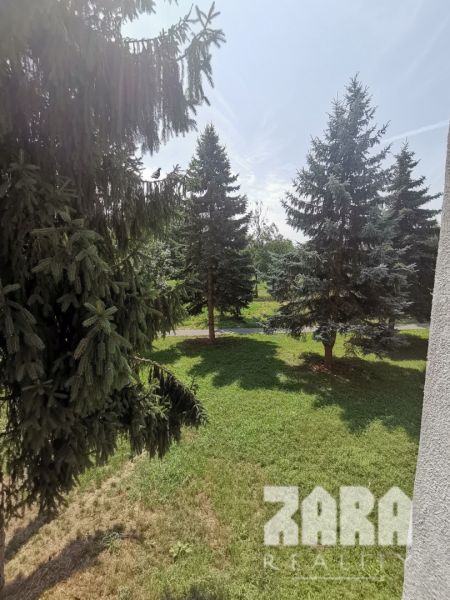 Na prenájom 1 izbový byt ul. Ružínska, 28 m², 1/4.posch. KR
