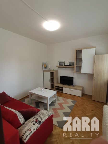 Na prenájom 1 izbový byt ul. Ružínska, 28 m², 1/4.posch. KR