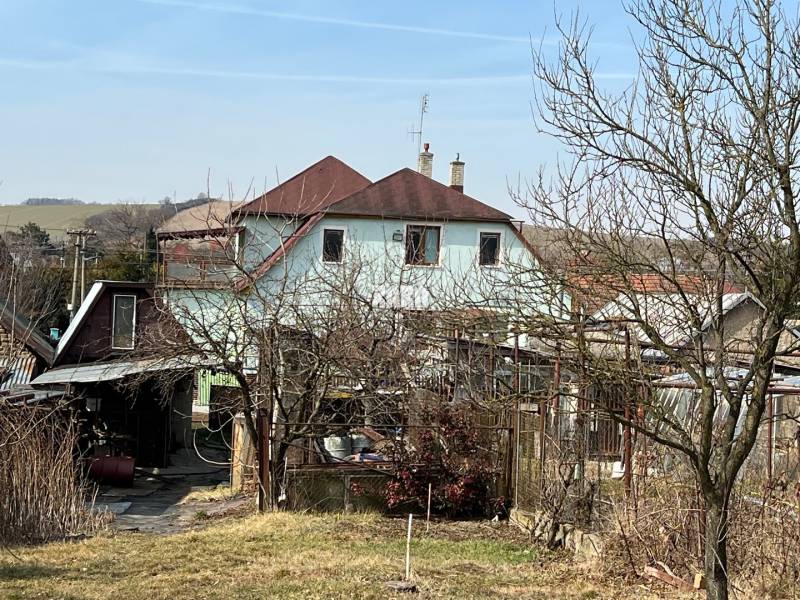Rodinný dom, dvojgeneračné bývanie, Milhosť, Košice-okolie_ZARA REALITY_zadná časť