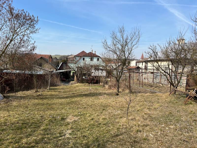 Rodinný dom, dvojgeneračné bývanie, Milhosť, Košice-okolie_ZARA REALITY_záhrada