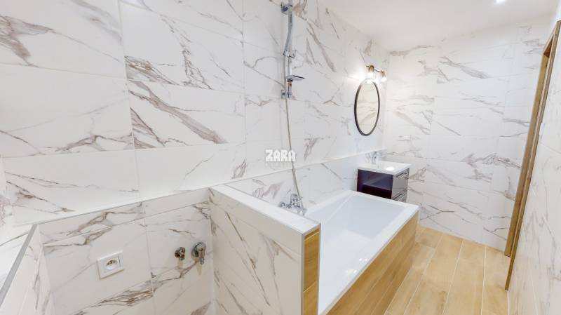 Moderný 1,5 - izbový byt ul. Lidické námestie_ nová rekonštrukcia_Loggia_ZARA REALITY