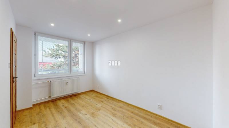 Moderný 1,5 - izbový byt ul. Lidické námestie_ nová rekonštrukcia_Loggia_ZARA REALITY