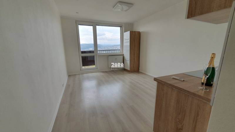 VIZUALIZAČNÉ FOTO - návrh na rekonštrukciu _garsónka_ul. Adlerova_ZARA REALITY