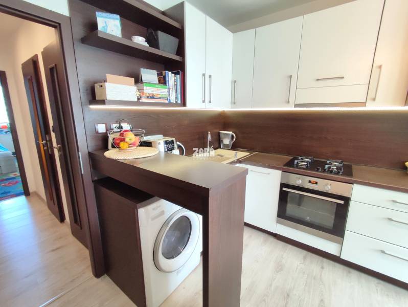 KVP - Bauerova, odporúčame:4 izbový byt, rekonštrukcia, 84 m2 + loggia