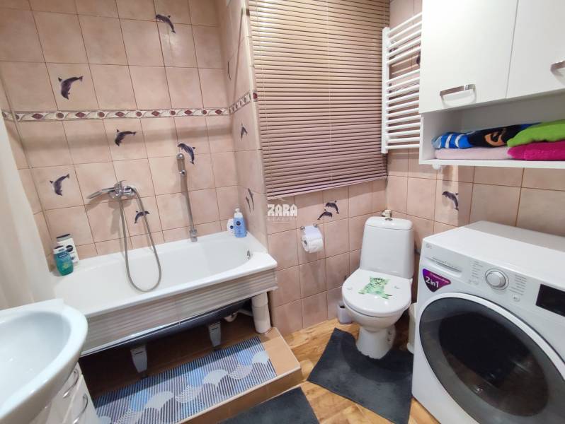 Sídlisko nad Jazerom: ul. RAKETOVA: veľmi pekný 1,5 izbový byt, 42 m² 