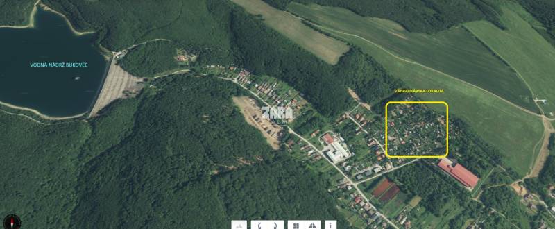 Bukovec pohľad zhora.jpg