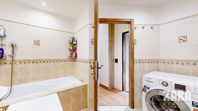 Miškovecká: ZARIADENÝ  pekný 3 izb. byt, 67m2 + loggia. Rekonštrukcia.
