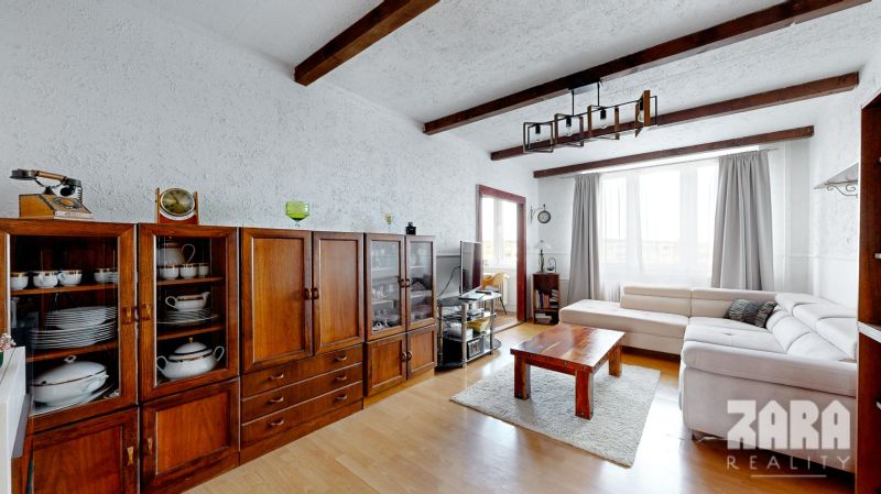 Miškovecká: ZARIADENÝ  pekný 3 izb. byt, 67m2 + loggia. Rekonštrukcia.