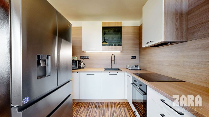 Miškovecká: ZARIADENÝ  pekný 3 izb. byt, 67m2 + loggia. Rekonštrukcia.