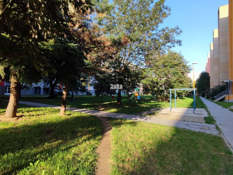 1 izbový byt v novostavbe ul. Bernoláková. 37 m2 + veľký balkón. 