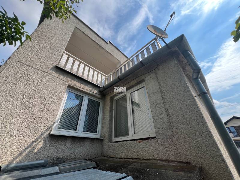 SEŇA:  6 izbový rodinný dom zast. plocha 129 m2,800 m2. ZRUŠENE