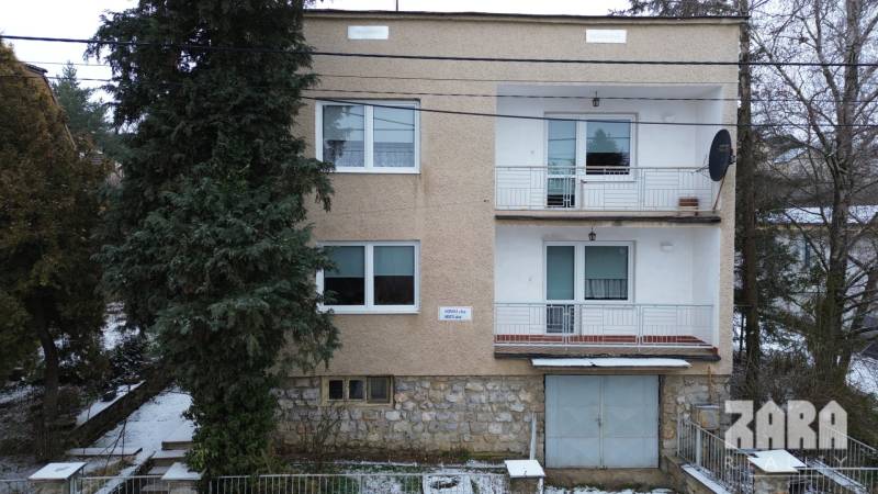 Moldava nad Bodvou -  pekný, dvojpodlažný 5 izbový rodinný dom