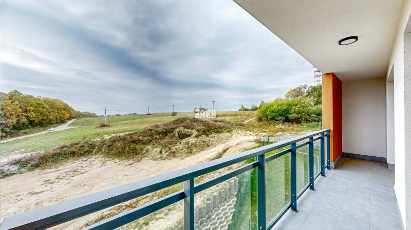 PANORÁMA 6 - NOVOSTAVBA:  2 izbový byt 61,79 m2 (byt, loggia,pivnica)