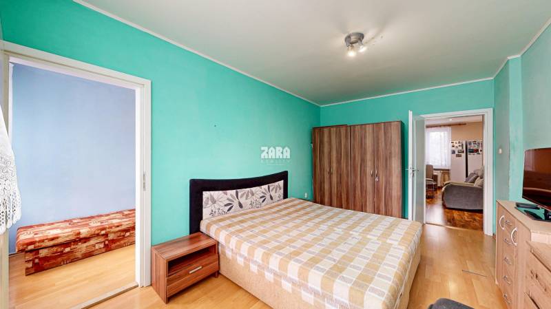 ŠACA - pekný 3 izbový zariadený byt ul. Železiarenska, 64 m2