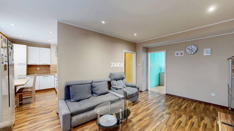 ŠACA - pekný 3 izbový zariadený byt ul. Železiarenska, 64 m2