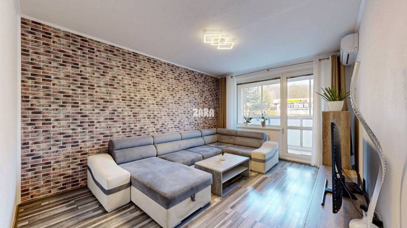 FURČA- EXNÁROVÁ veľmi pekný zrekonštruovaný 2 izbový byt 58 m2, loggia