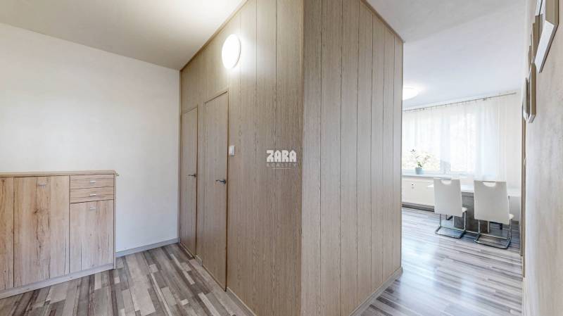 FURČA- EXNÁROVÁ veľmi pekný zrekonštruovaný 2 izbový byt 58 m2, loggia