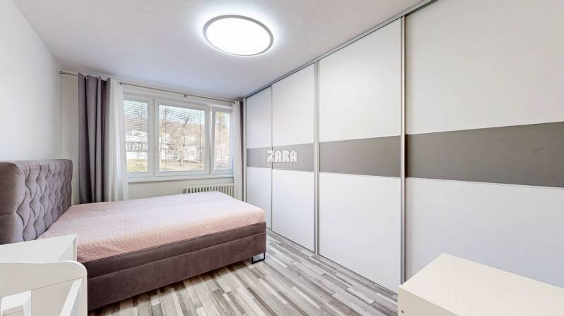 FURČA- EXNÁROVÁ veľmi pekný zrekonštruovaný 2 izbový byt 58 m2, loggia