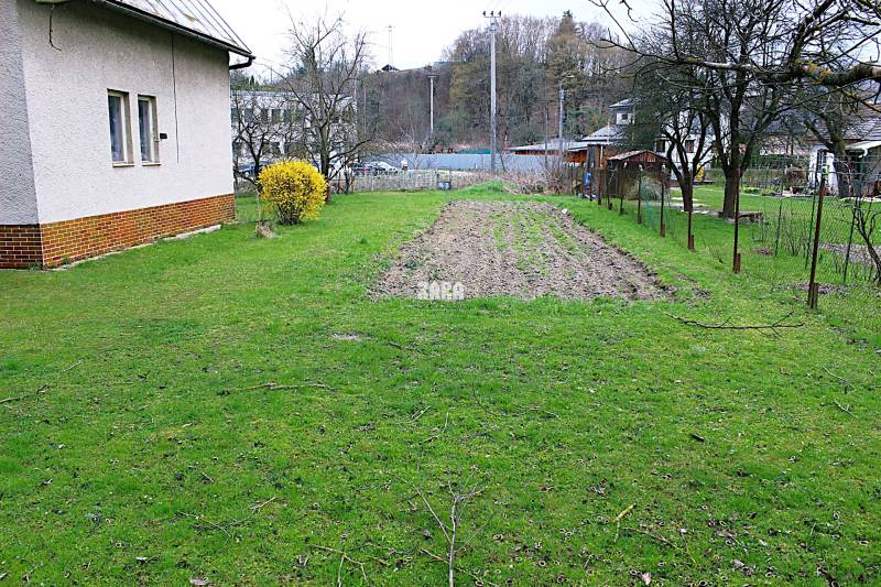 Záhrada pri rodinnom dome
