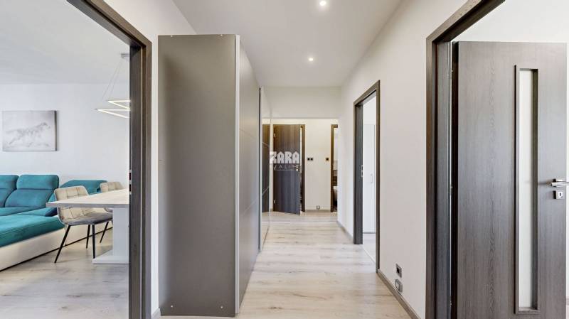 KVP - Starozagorska.ZARIADENÝ veľmi pekný 4 izb.byt, 83 m², loggia. 