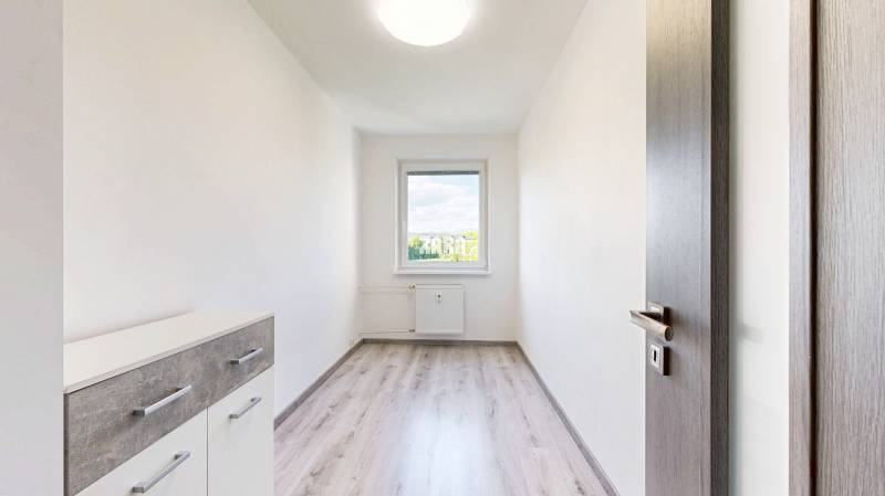 KVP - Starozagorska.ZARIADENÝ veľmi pekný 4 izb.byt, 83 m², loggia. 