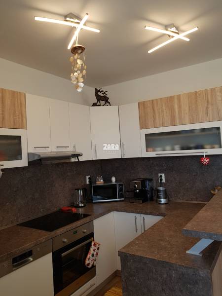 KVP - NA GRUNTE - NOVOSTAVBA, 3 izb. ZARIADENÝ, loggia, parkov. státie