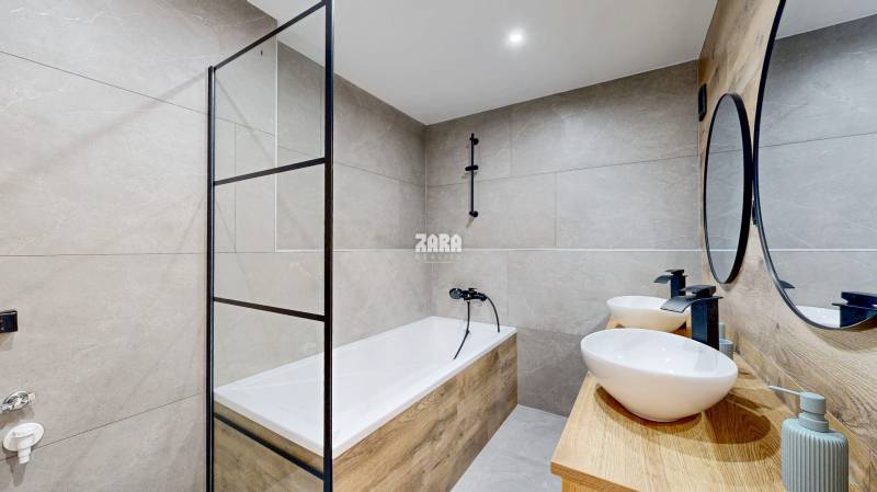 FURČA - BUZULUCKÁ, 3 izb. byt po novej REKONŠTRUKCII, 73 m2 + loggia
