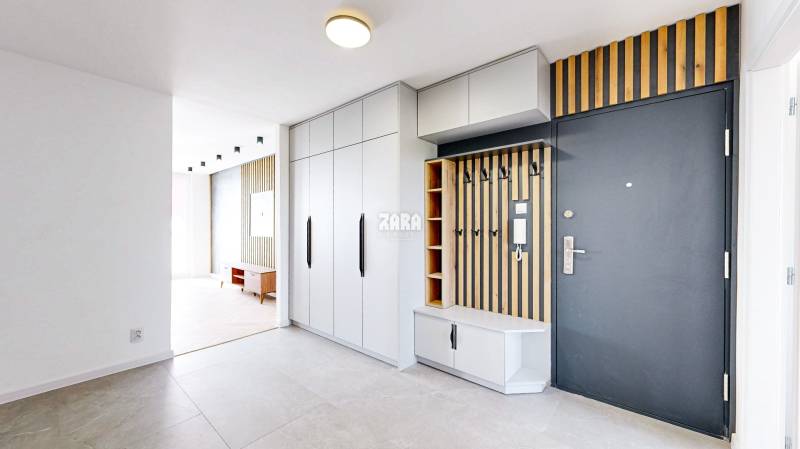FURČA - BUZULUCKÁ, 3 izb. byt po novej REKONŠTRUKCII, 73 m2 + loggia