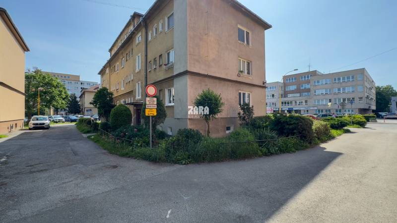 SEVER ul.Letná, ZARIADENÝ 2 izbový TEHLOVÝ BYT, 56 m²