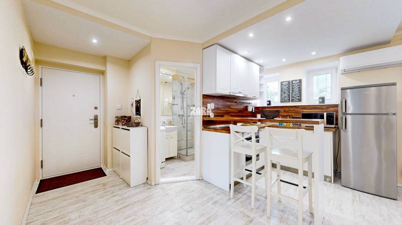 SEVER ul.Letná, ZARIADENÝ 2 izbový TEHLOVÝ BYT, 56 m²