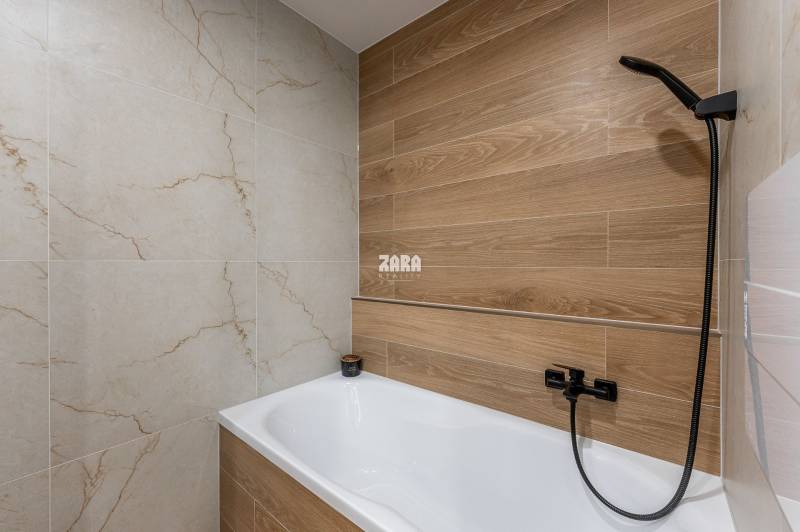 MAUREROVA - KRÁSNY 3 izb.byt 70 m2, loggia. EXLUZÍVNA rekonštrukcia