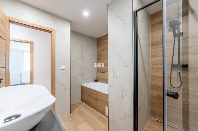MAUREROVA - KRÁSNY 3 izb.byt 70 m2, loggia. EXLUZÍVNA rekonštrukcia
