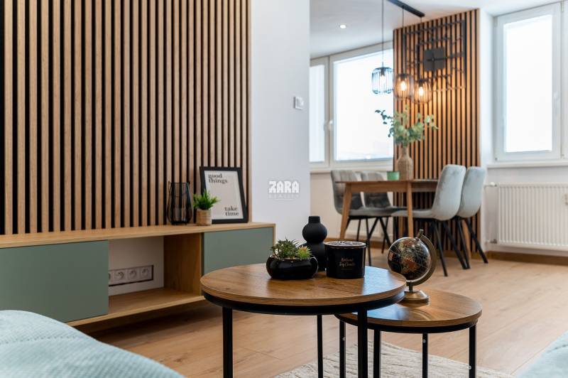 Nad Jazerom - Nadčasový 3 izb. byt ul. POLUDNÍKOVÁ, 71 m2 + loggia. 