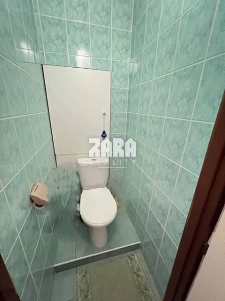 Terasa - ul. Slobody, 3 izbový byt 65 m2 + loggia. Čiastočná rekonš.