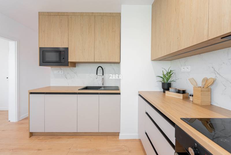 ul. Ždiarska: pekný 3 izb. byt,moderná, vkusná rekonštrukcia bytu,65m²