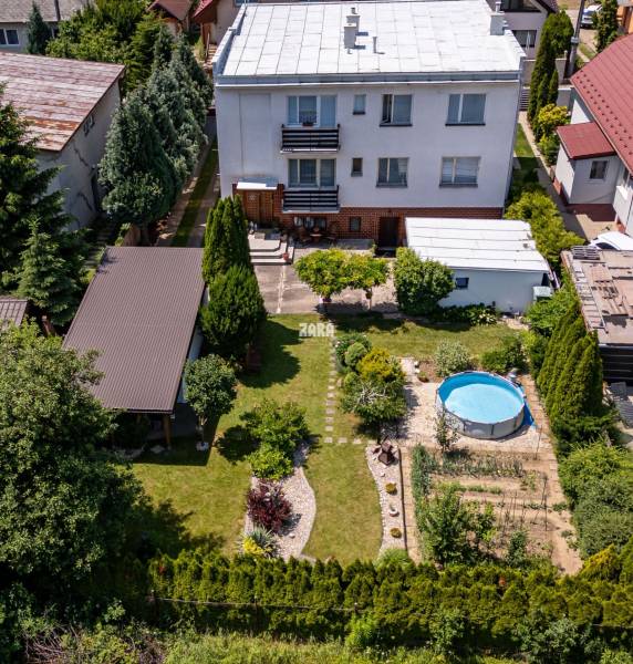 Vyšné Opátske - VÝNIMOČNÝ rod.dom 3 podlažný,10 izieb, pozemok 802 m2