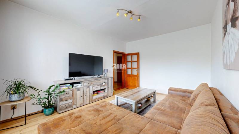 FURČA - PČĽ Pekný, ZARIADENÝ 3 izb. byt 68 m²  + loggia. Rekonštrukcia