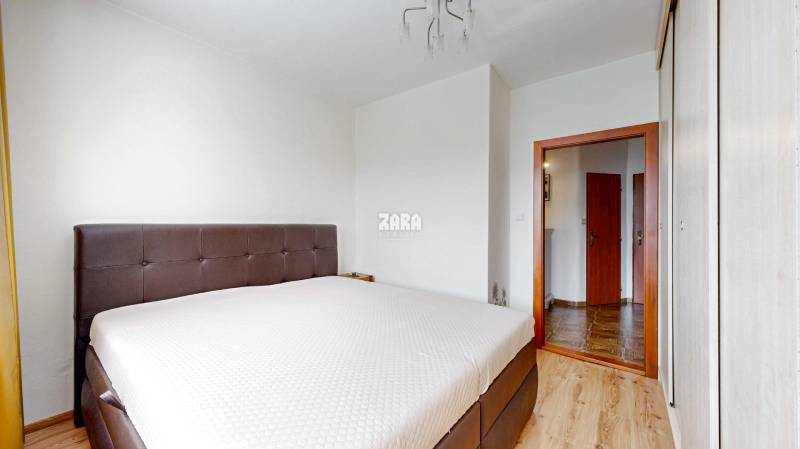 FURČA - PČĽ Pekný, ZARIADENÝ 3 izb. byt 68 m²  + loggia. Rekonštrukcia