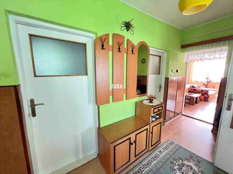  Margecany, rodinný dom centrum obce, veľký lukratívny pozemok 1235 m2