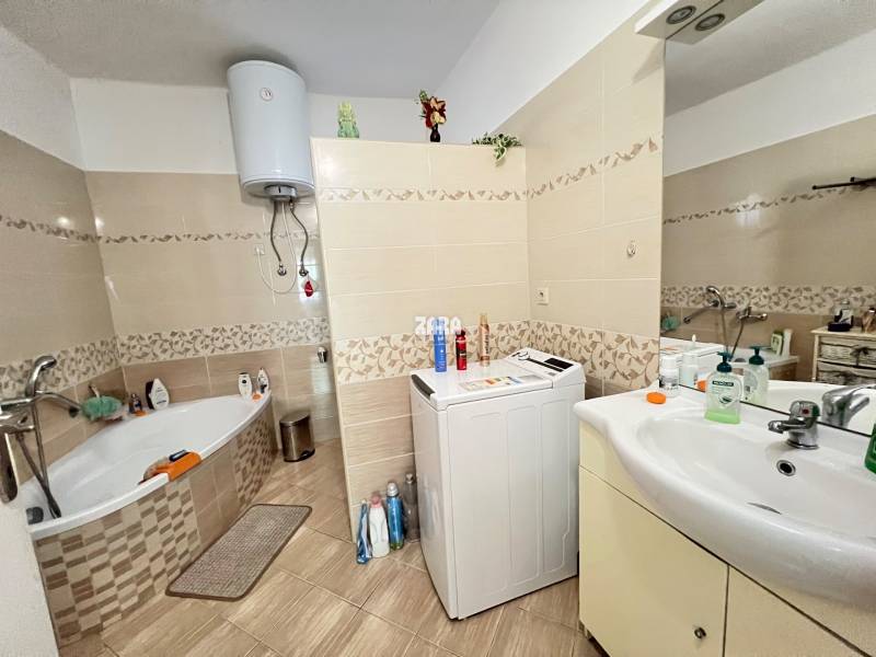 Margecany, rodinný dom centrum obce, veľký lukratívny pozemok 1235 m2