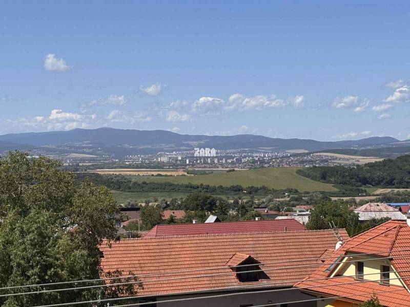 výhľad z podkrovia