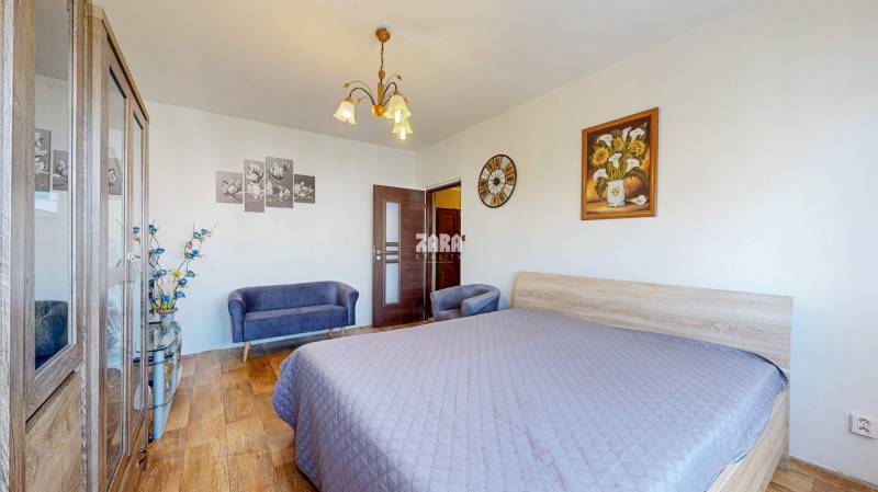 TERASA - PRAŽSKÁ. 2 izb. byt po KR, výborná lokalita. 52m2. ODPORÚČAM.