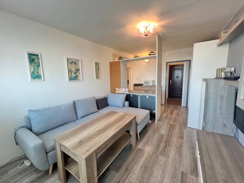 FURČA - BUZULUCKÁ: Pekný 1,5 izbový byt 40 m2 + LOGGIA. Rekonštrukcia