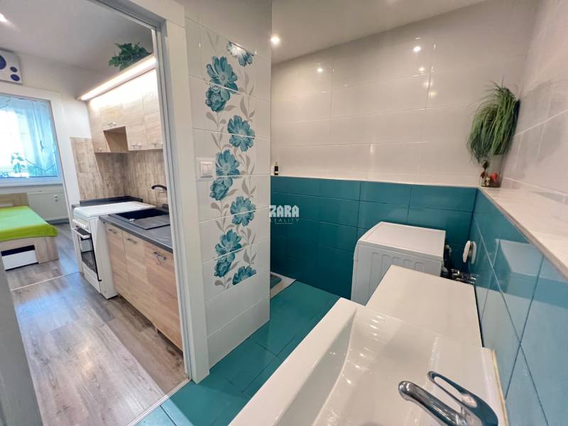 FURČA - BUZULUCKÁ: Pekný 1,5 izbový byt 40 m2 + LOGGIA. Rekonštrukcia
