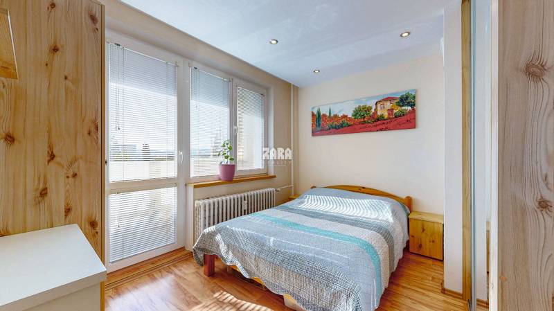 Nad Jazerom - ŽDIARSKA, 1,5 izb. byt, 41 m2 + 2 x loggia.REKONŠTRUKCIA