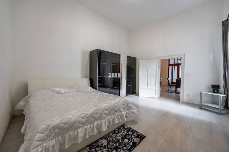 Štúrová - centrum mesta Košice. 3 izbový byt na prenájom