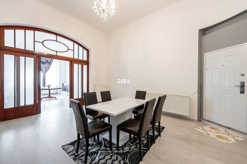 Štúrová - centrum mesta Košice. 3 izbový byt na prenájom